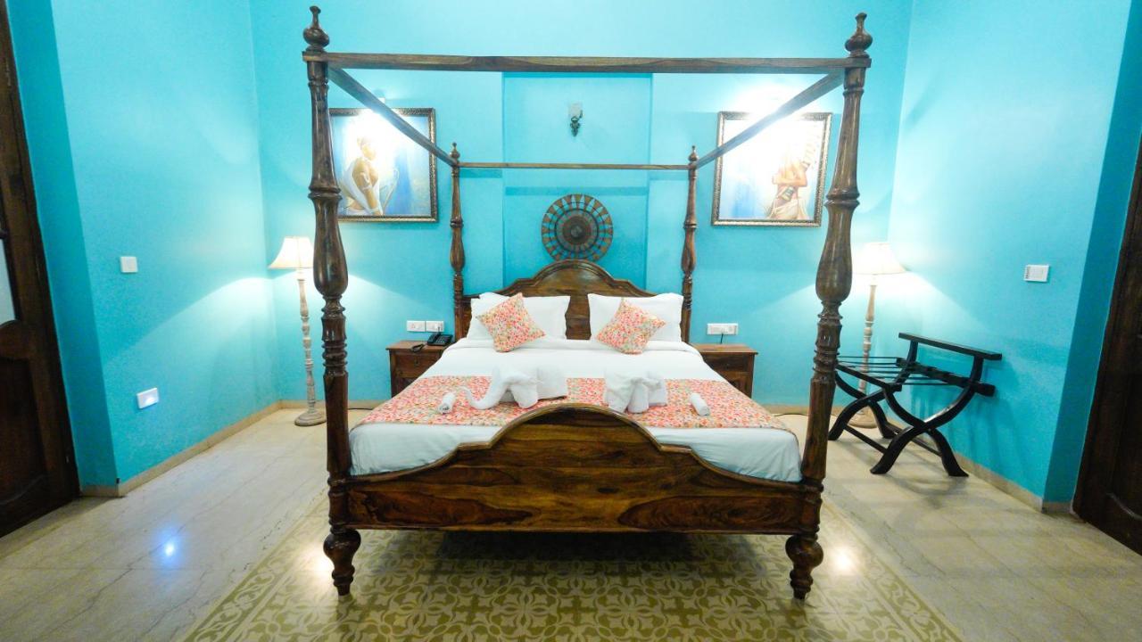 פאנג'י Surya Kiran Heritage Hotel מראה חיצוני תמונה
