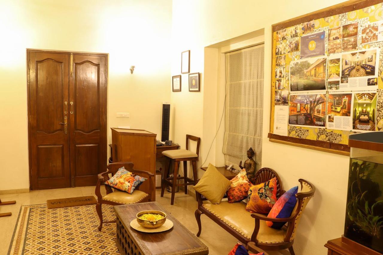 פאנג'י Surya Kiran Heritage Hotel מראה חיצוני תמונה