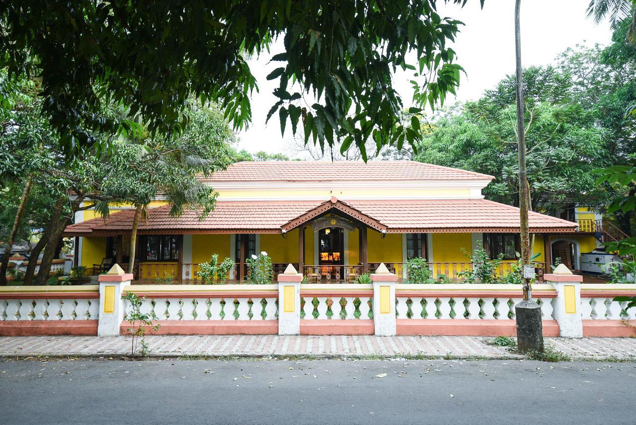 פאנג'י Surya Kiran Heritage Hotel מראה חיצוני תמונה