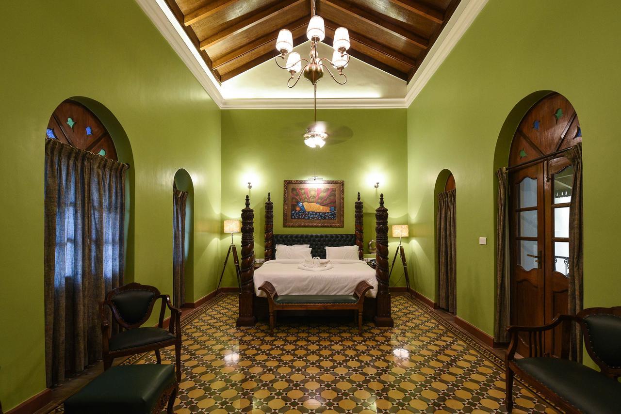 פאנג'י Surya Kiran Heritage Hotel מראה חיצוני תמונה