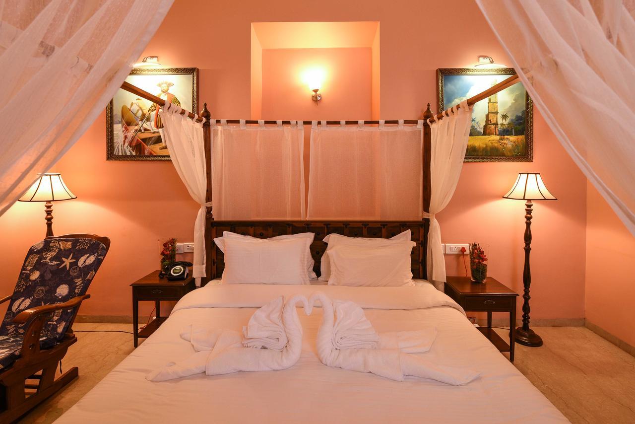 פאנג'י Surya Kiran Heritage Hotel מראה חיצוני תמונה