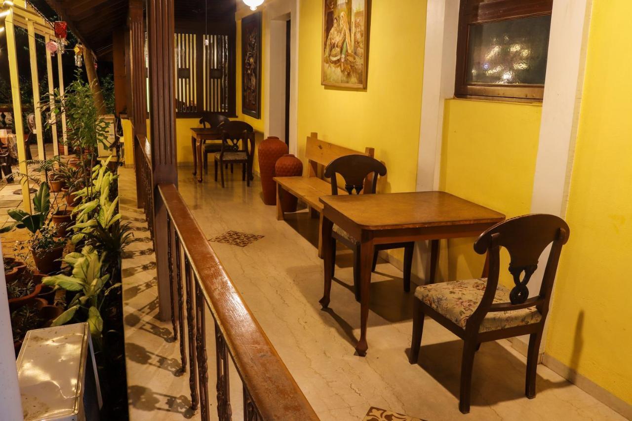 פאנג'י Surya Kiran Heritage Hotel מראה חיצוני תמונה